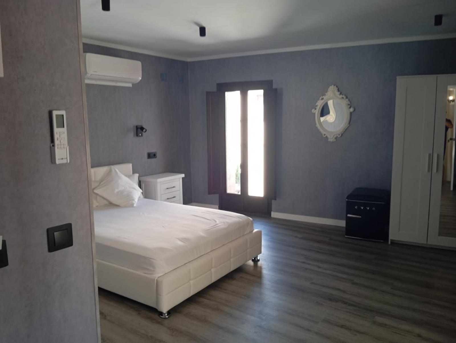 La Sepia Boba (Adults Only) Hostel เพนิสโคลา ภายนอก รูปภาพ